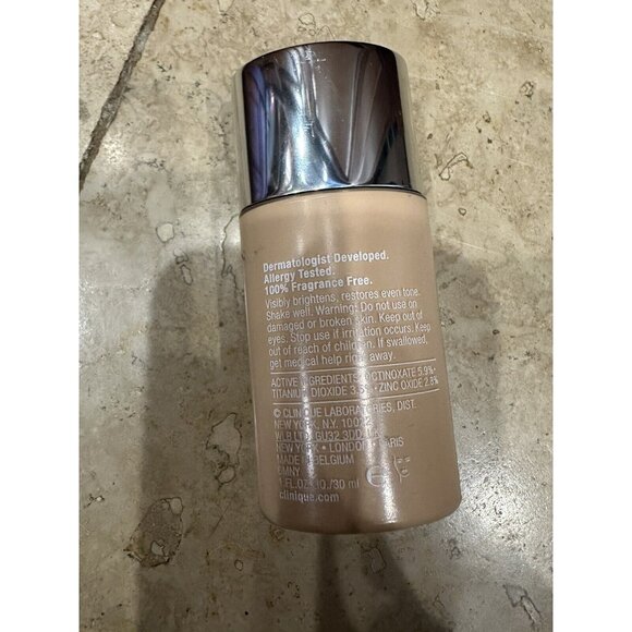 Clinique Even Better Makeup Broad Spectrum SPF 15‎ (WN 04 Bone) 1oz/30ml-pics - Picture 2 of 4